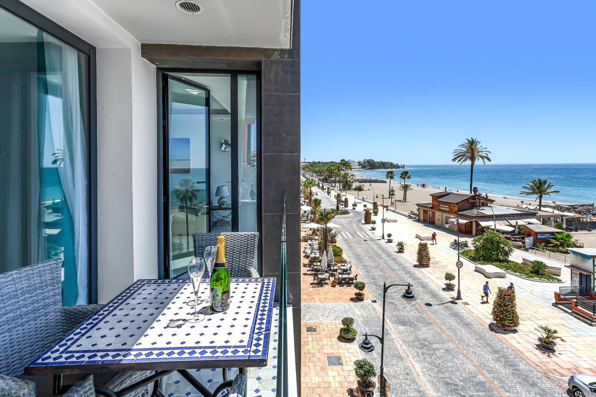 Apartamento La Viu Estepona Exterior foto