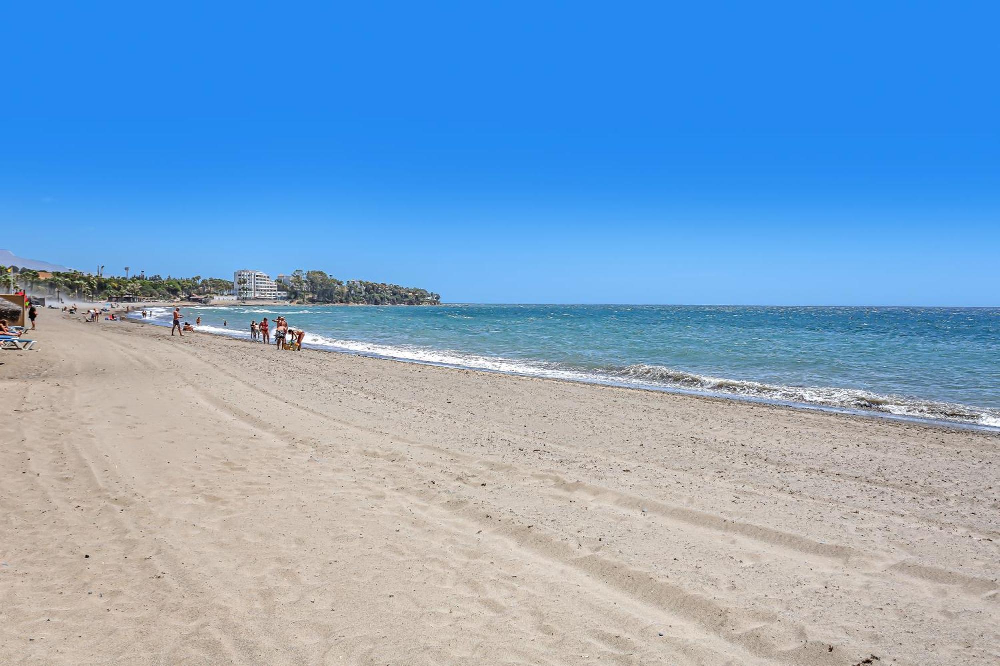 Apartamento La Viu Estepona Exterior foto
